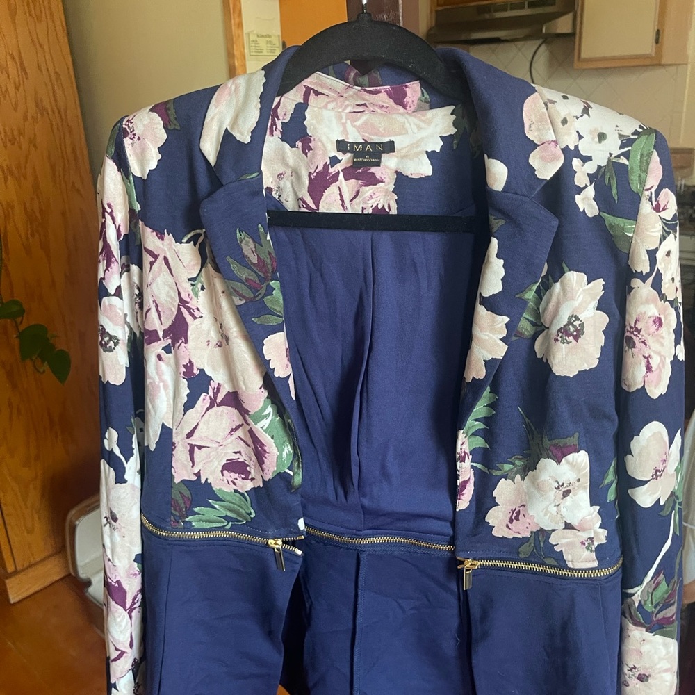 IMAN Women's Floral Jacket - Blue and White